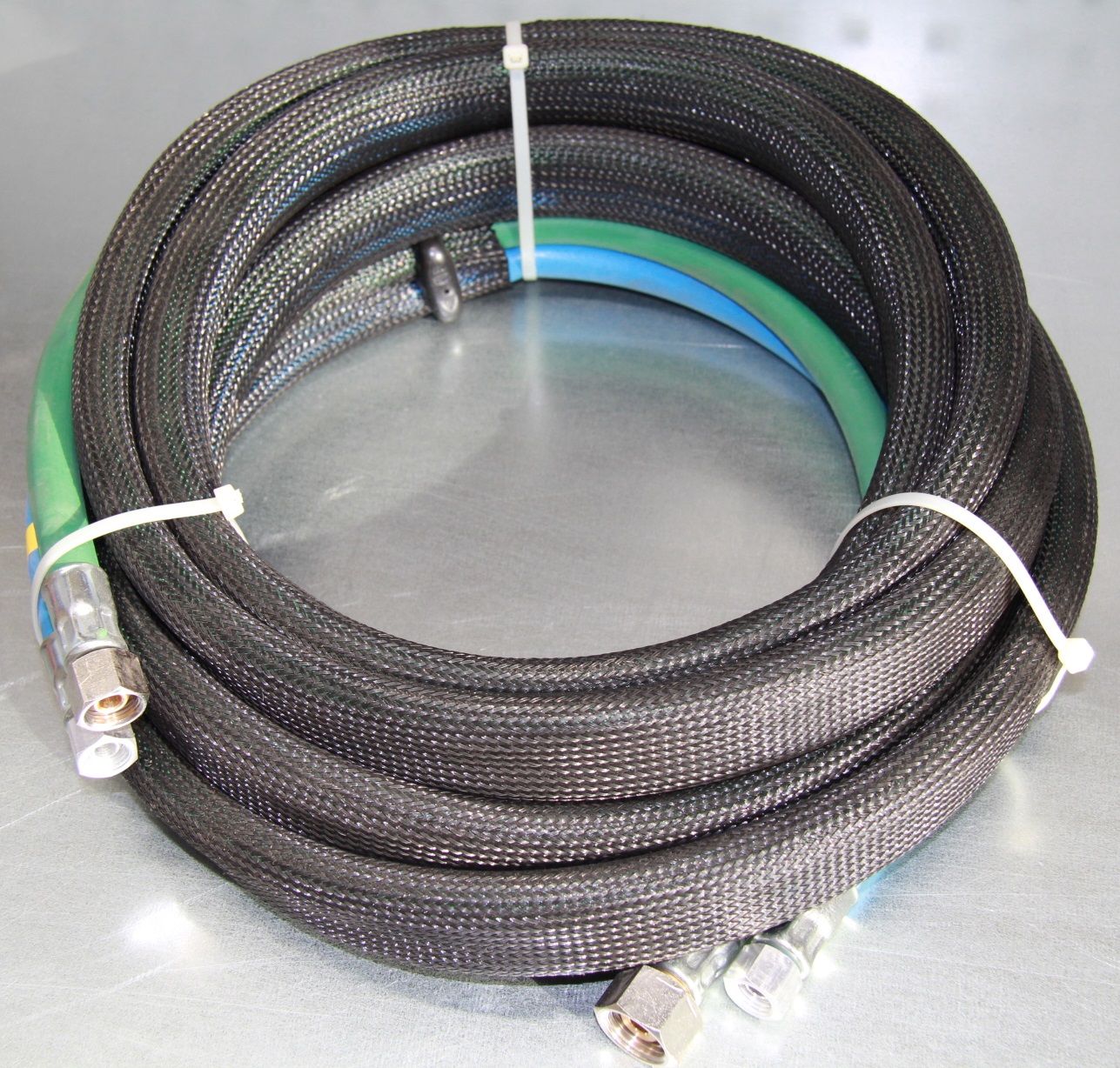 Набор шлангов (2 шт) 9 х 9 мм , длиной 6 м Sata