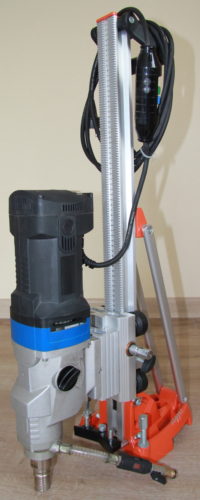 Керносверлильная машина CDR 252 NORTON